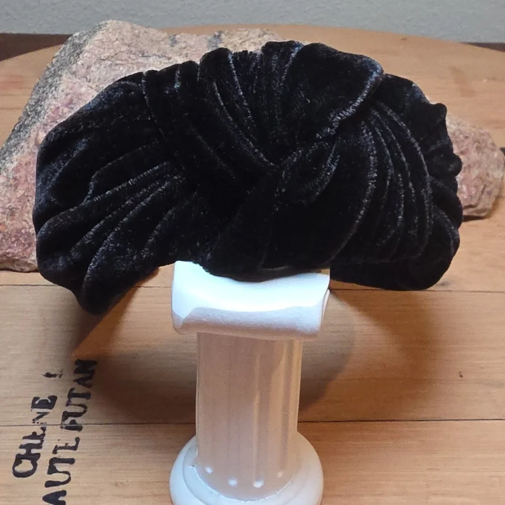 Anthropologie Wide Black Crushed Velvet Top Knot Chunky Headband Nwot